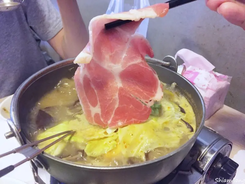 【台南】南區 ★ 小葉鍋物料理 - 價格平實的火鍋店