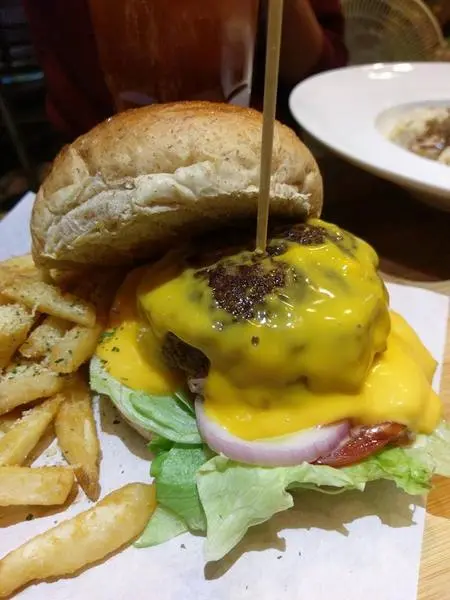 蘑菇pasta-東海商圈義式料裡  餐點、服務都在水準之上  二店開在隔壁  賣的餐點不同  下禮拜再來試試              