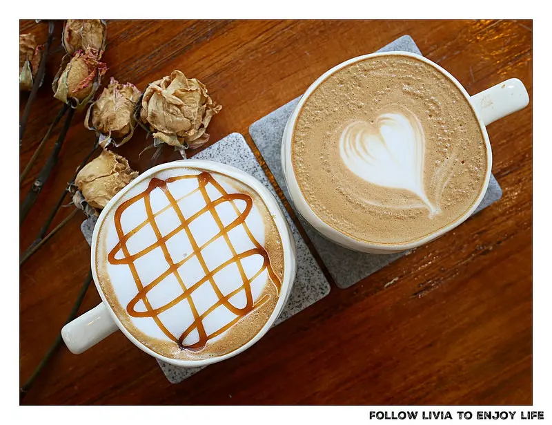 美食餐廳║ 台北士林區 捷運芝山站 伍伍零-咖啡與餐 鬆餅好吃到我沒有辦法講話 美美乾燥花咖啡廳/士林芝山/早午餐 ❤跟著Livia享受人生❤