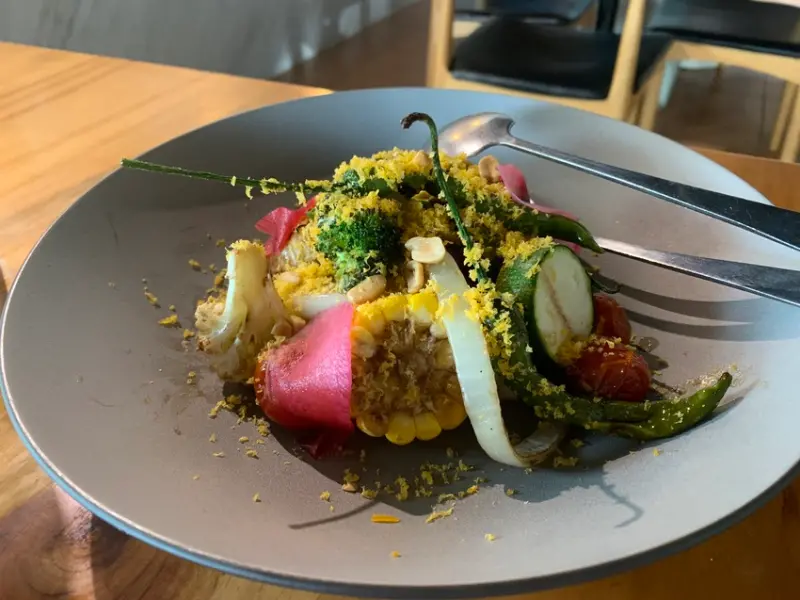 《桃園❤️龍潭》軟木塞義法小館，龍潭大池附近，矗立公路旁的異國美食🍽