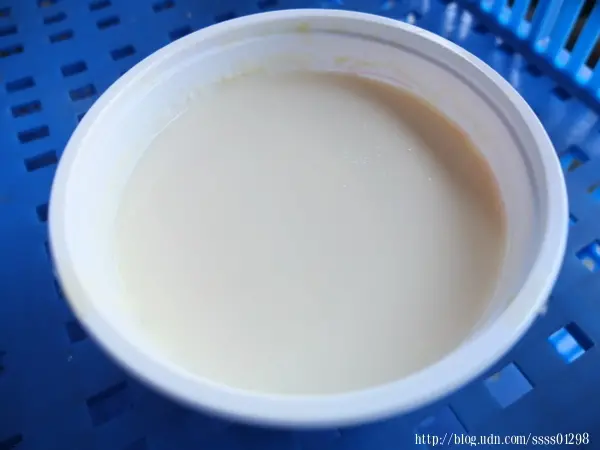 屏東市美食。菜寮豆花。俗擱大碗的低調豆花店 只有一種口味的傳統豆花照樣賣得嚇嚇叫