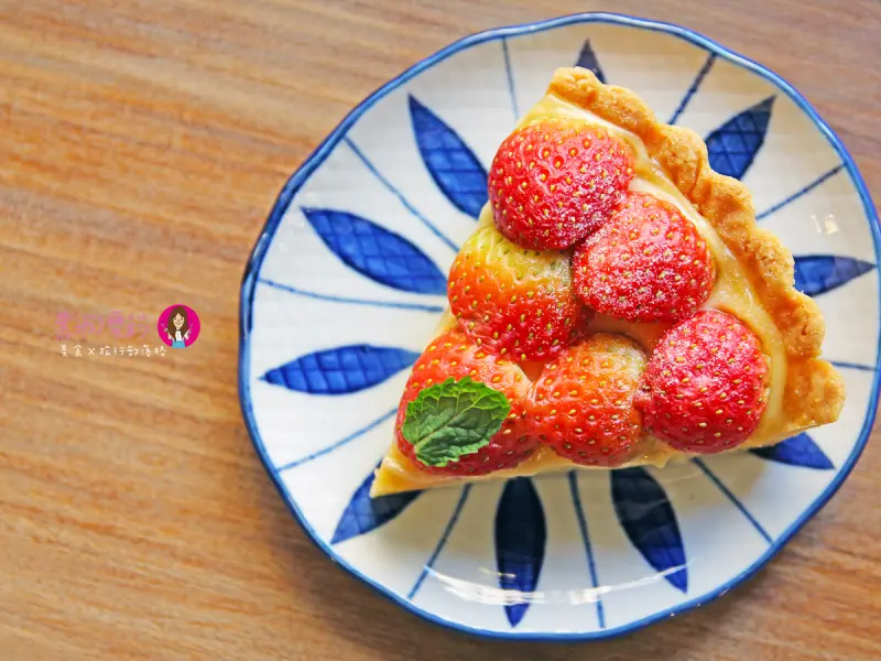 【食記】桃園／中壢「花間小路咖啡館Rue en Fleur」．wifi/插座〃近SOGO