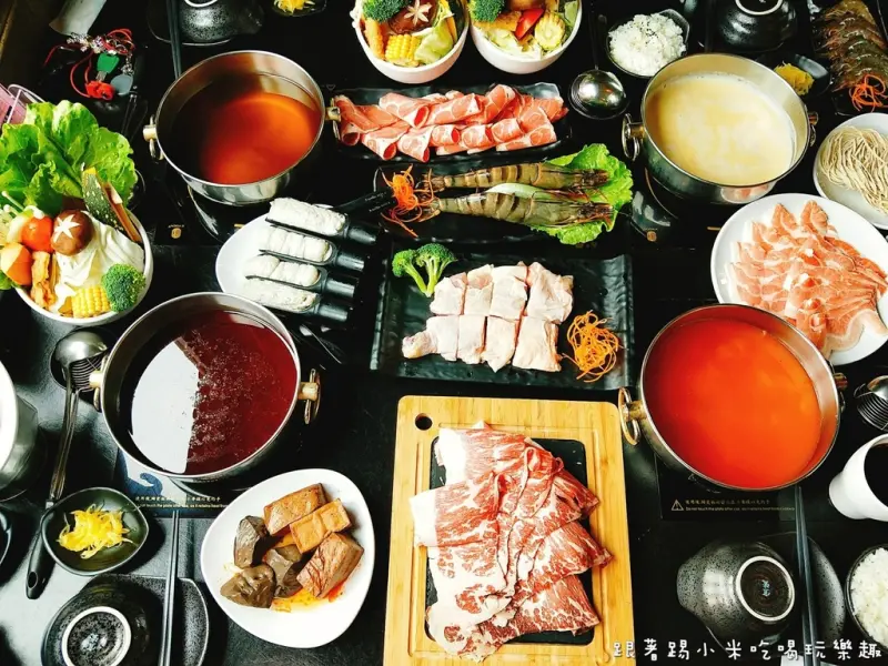 京鼎火鍋。老宅內大啖火鍋吃和牛吃大蝦吃五行蔬菜美味又健康。麻辣。牛奶。泡菜。養生。味噌湯頭--踢小米食記