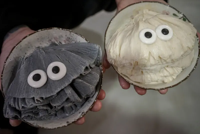 『路地 氷の怪物 市民大道店X魔王佩』台北大安 從台中紅上來的怪物冰 吃完我可以當怪物了 捷運忠孝復興站『內文有店家資訊』