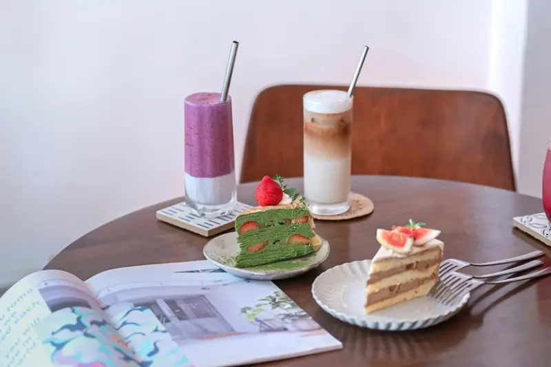 【台北甜點】Guoguo果果：誘人甜香如寶石般的櫥窗櫃，主打水果蛋糕的網美咖啡廳 /大安區甜點下午茶