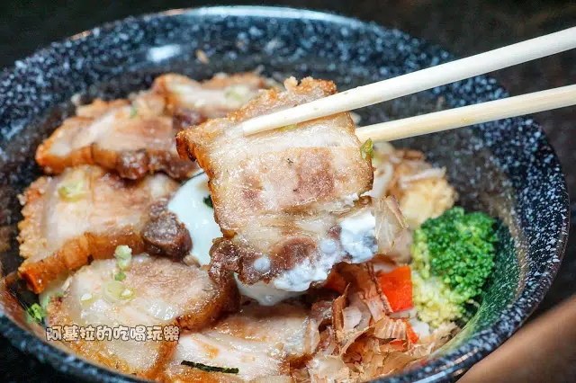 台中市｜美食｜鯣口鮮10元壽司專賣店 - 大里店