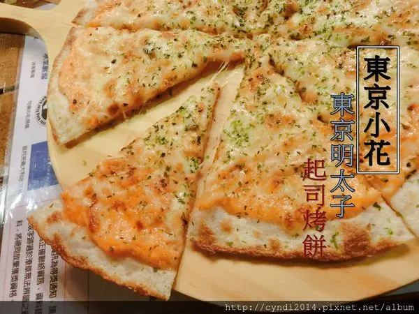 【台中西屯】東京小花-東京明太子起司烤餅 逢甲夜市必吃美食 會牽絲的Q脆薄餅