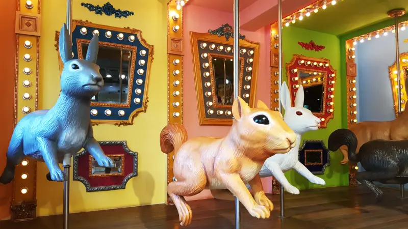 【台中西區美食】IG打卡熱點-艸水木堂♥旋轉森林派對