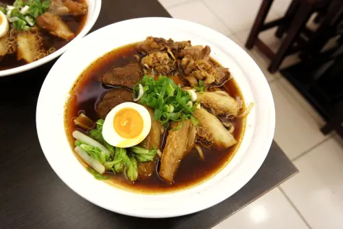 半畝田北方精緻麵食點心(竹北光明店)，刀削冠軍牛肉麵/中式點心/▲女子的休假計劃▼