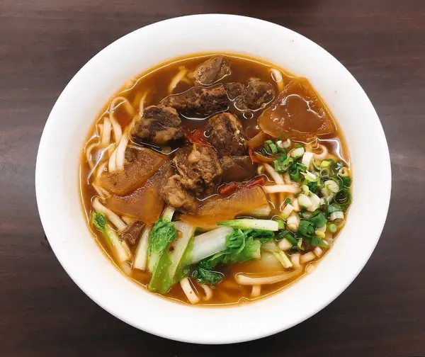 【江子翠】五六麵館｜巷弄好滋味麵食館