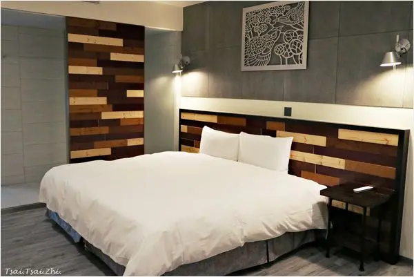 [新竹住宿]新舍商務旅館Xin She|探索集團旗下2013年全新打造之商旅品牌-平價的設計商務旅店(附早餐)|近新竹車站、城隍廟口