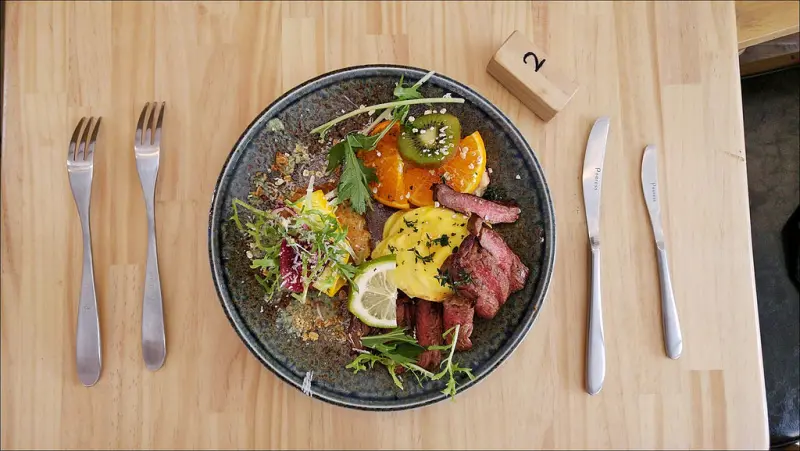 鄉親俱樂部Folk Hall ｜在町家咖啡對面的用心精緻台中早午餐 老宅文青風濃郁好拍照 有股田樂風