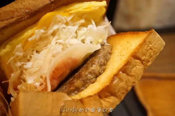 台北韓式料理【吐司工寓西門成都店】韓式鐵板吐司‧西門町下午茶新選擇!!