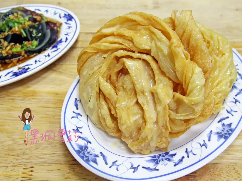 【食記】桃園／中壢「宏珍雲南過橋米線．米干」〃龍岡忠貞市場