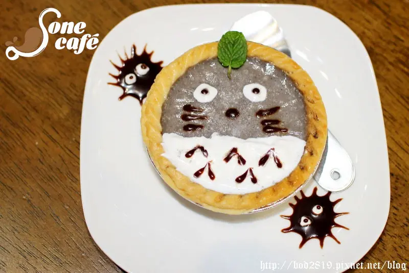 【台北南港】S one Cafe－南港咖啡早午餐 童趣動漫風 超多漫畫讓你看到飽！（邀約）