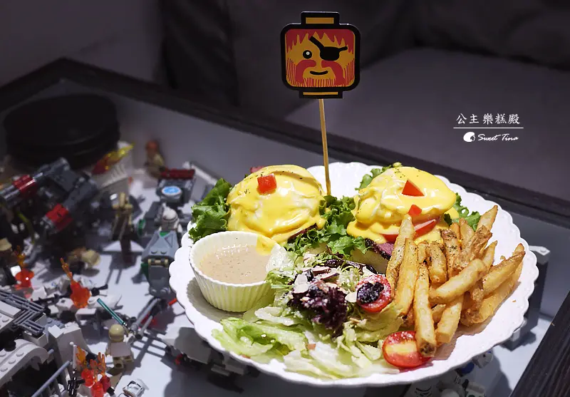 【食記．新北土城】公主樂糕殿 - 樂高迷的天堂 | 平日免費玩樂高 ღ親子餐廳．土城美食ღ