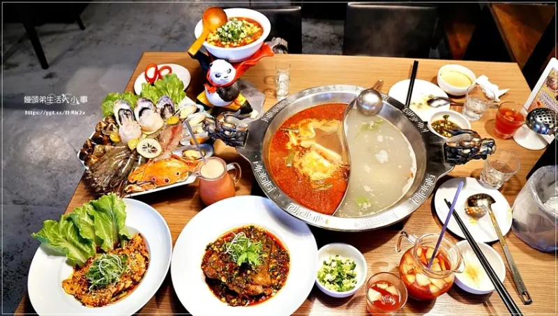【台北美食】川老爺麻辣火鍋／葫洲捷運站～點螃蟹海鮮總匯拼盤，鍋底即可免費升級鴛鴦鍋，贈送麻婆豆腐或是諸葛蘿蔔糕二選一，馬上就現省$718元