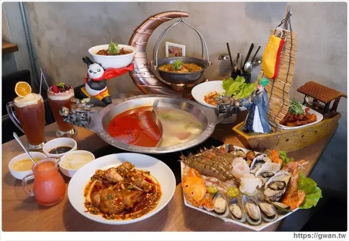 點海鮮拼盤免費升級鴛鴦鍋，鴨血、豆腐吃到飽再送川菜和冰沙，用餐現省848元！