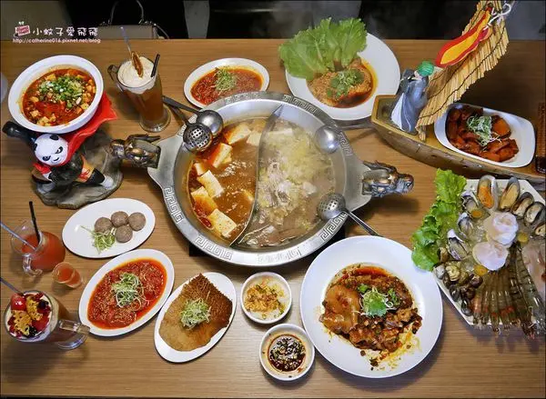 內湖美食推薦〔川老爺麻辣鍋〕吃麻辣配川味熱炒 現點螃蟹豪華拼盤免費升級鴛鴦鍋超划算