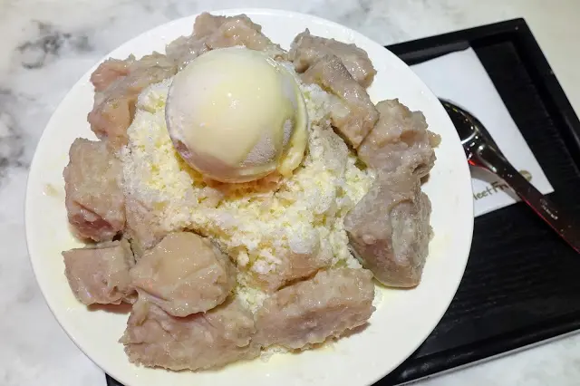 [食記] 鮮芋仙。夏天就該來吃個芋頭牛奶冰!好消暑!(忠孝旗艦店--免費WiFi)