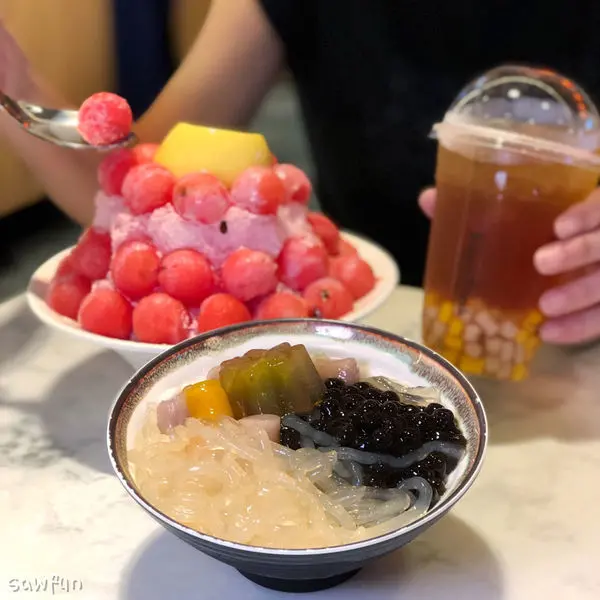 【台北美食】MeetFresh 鮮芋仙  夏季必吃冰品 西瓜炸彈來襲 超級好拍的冰品店 趕快揪你當年一起吃冰的朋友衝一波 國父紀念館美食