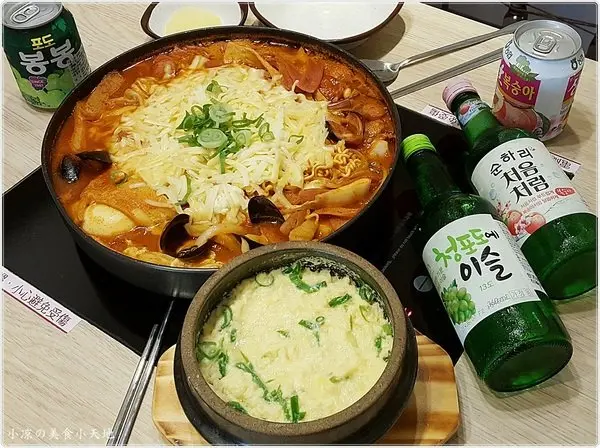 『台中。西屯區』三清洞摩西年糕鍋║首爾道地年糕鍋逢甲也吃的到了！五款經典年糕鍋搭配無敵醬汁，100%呈現原汁原味韓國美食!