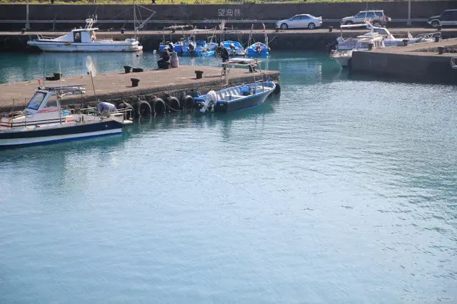 基隆。中正。藍色調海面下的復育生態計畫 / 望海巷