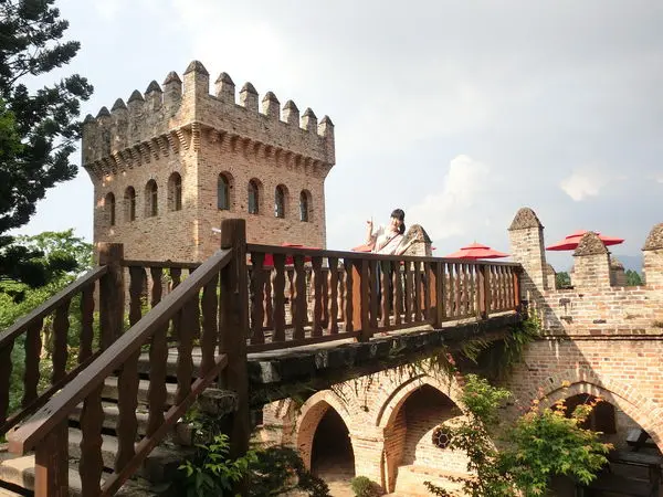 台中新社古堡~假日出門踏青放鬆心情的好地方!