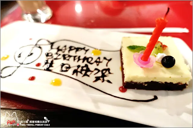 【竹北】生日也不忘吃大餐，來去夏慕尼新香榭鐵板燒慶生吃好料，到四月底消費兩客套餐，波士頓龍蝦買一送一唷