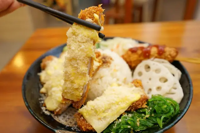 [食記] 新竹 雙饗丼。料好實在、口味創新的日式丼飯便當(近清大後門)