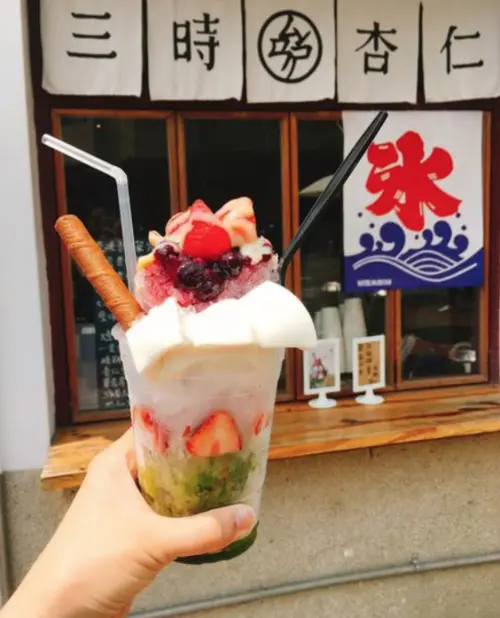 《台中❤️西區》三時福利社(三時杏仁)審計新村裡的懷舊風杏仁豆腐冰🍧