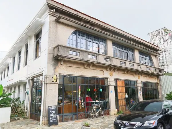 【食紀】去墾丁就是要吃波波廚房啦!!!!(☼Д☼)每一餐都想吃波波廚房（內有影片、菜單）