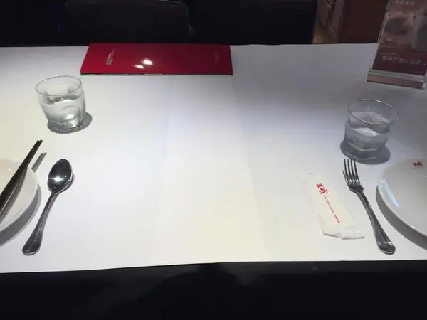 〈食記〉→瓦城泰國料理新莊店‧小編的私房菜單│忘不掉的好味道│月亮蝦餅│台灣人的泰國味│〈新北市新莊區〉