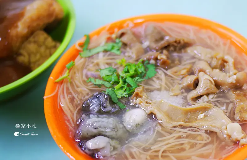 【食記．台北】楊家小吃 - 蚵仔大腸麵線 | 蚵鮮、大腸香 ღ社子市場．士林小吃．銅板美食ღ