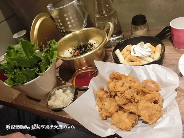 【台北東區美食】《嚦咕嚦咕韓式炸雞專賣店》醬汁來自當季水果的鮮甜，體驗不一樣的韓式炸雞