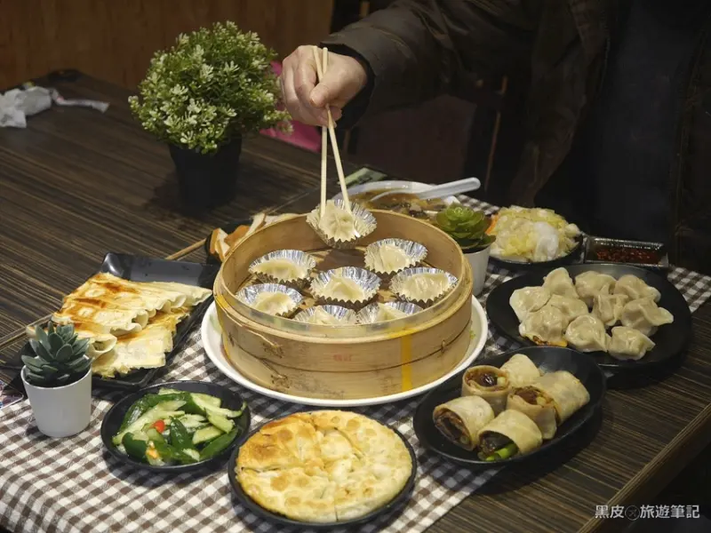 來來麵食館。桃園美食│傳承四十年老店，桃園人記憶中的北方麵食 - 黑皮的旅遊筆記