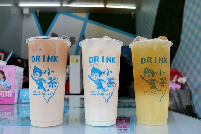 【台南美食】台灣小茶(新營新東店)-堅持使用台灣茶葉的手搖飲品