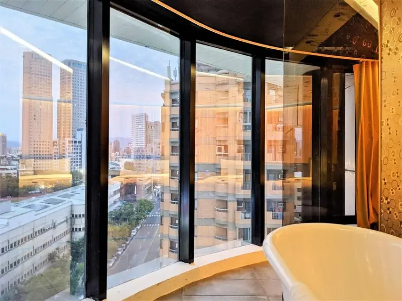 草悟道文旅｜2020全新改裝！走路3分鐘到勤美市集！靠近台中必吃屋馬！台中住宿推薦、勤美住宿推薦、勤美飯店推薦、勤美商旅推薦、草悟道住宿推薦、台中親子住宿推薦