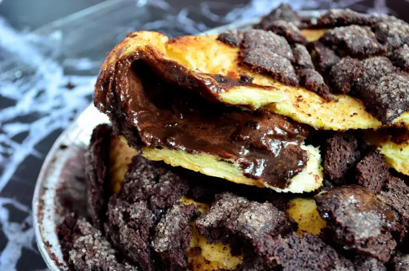 林內甜點_永光麵包店(西點麵包)│比臉大的爆漿波蘿包，甜滋滋的滋味、超大份量！ - 愛伊特candy的分享樂園