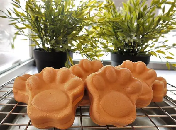 【台南市-南區】犬掌萌燒犬掌燒，萌到一個嫑嫑丫(❤ω❤*)『Bow屋-犬掌燒』好吃好看又好拍ヽ(^o^)丿