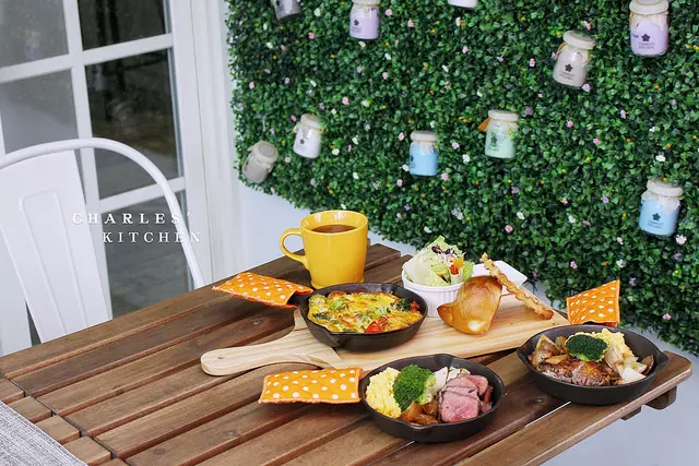 察爾斯廚房Charles kitchen 粉色系奶酪 超飽足早午餐
