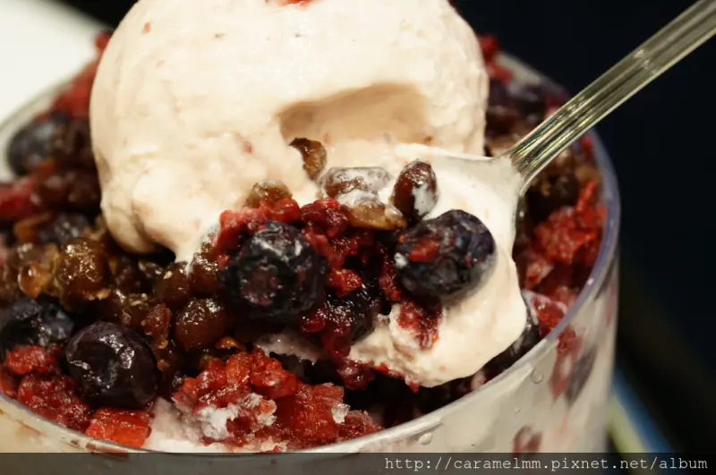 【嘉義西區】Caffe bene嘉義時尚概念店 韓國最大連鎖咖啡店  嘉義人聚餐、下午茶新據點 中正公園/中山路/國華街/文化路