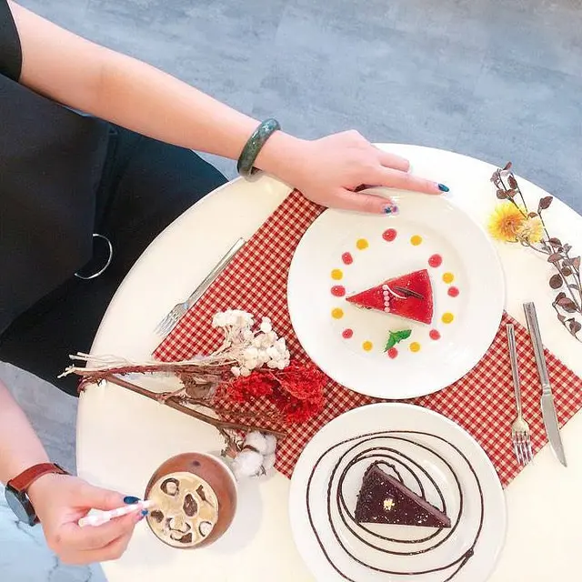 【台中甜點 - CHANG PEIYI 品貽乳酪蛋糕專賣店】台中母親節蛋糕推薦║手工製作、用料實在、口感扎實、誠意滿滿！母親節/彌月/生日蛋糕送禮都相當適合！也有宅配服務唷！