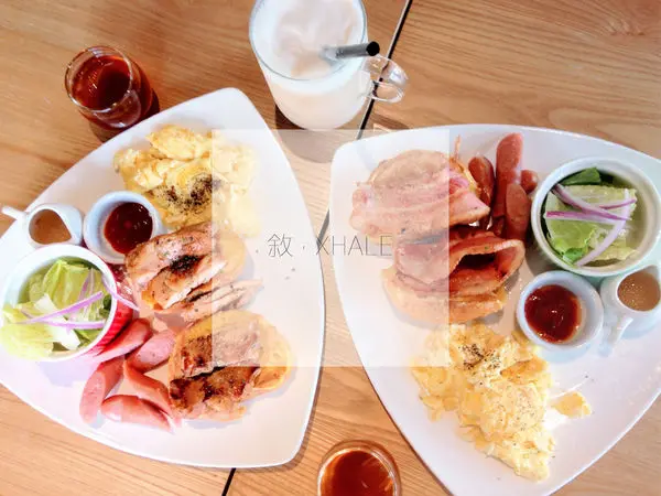 [ 口碑卷 ] 敘‧XHALE /英倫式愜意早午餐，激推熱呼呼鍋煎鬆餅！