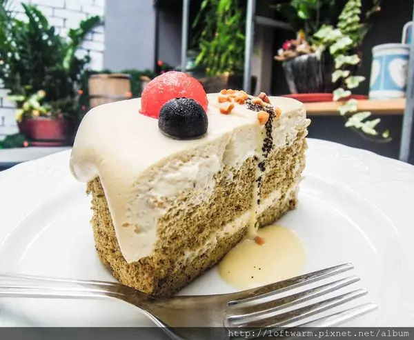 新竹竹東好吃巷弄甜點推薦 東風南喃 伯爵戚風蛋糕 柳橙檸檬塔 經典重乳酪 水果系檸檬泡泡清涼飲品 Whispering East wind Cafe!