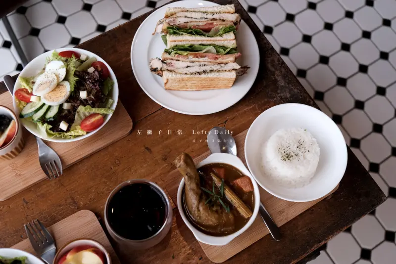 左撇子日常 Lefty Daily，就是只想在這，開一間有感生活咖啡館。新北汐止美食【男子的日常生活】