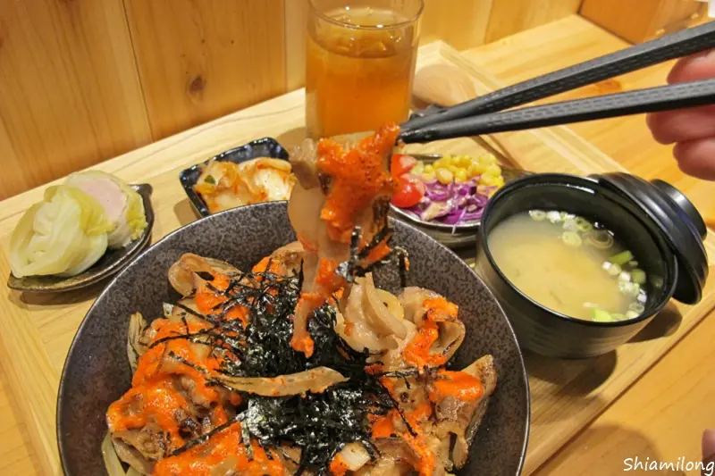 【台南】中西區 ★ 橫町丼屋 - 巷子內的牛丼、豚丼專賣