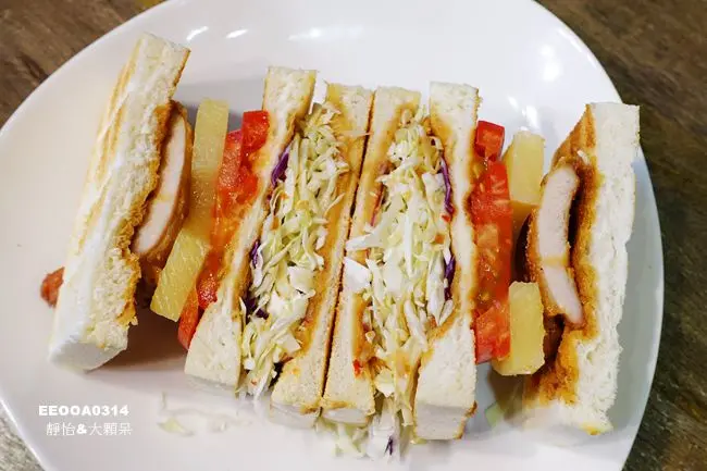 【台北碳烤吐司】Max炭火吐司 ♥ 台北碳烤吐司新開幕 大到誇張的炭火吐司 有WiFi及插座 捷運松江南京站美食/四平街商圈美食