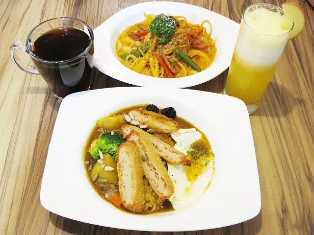 【台中素食】日式清新、平價美味、文青必來咖啡廳~盧仕珈琲 LusCoffee