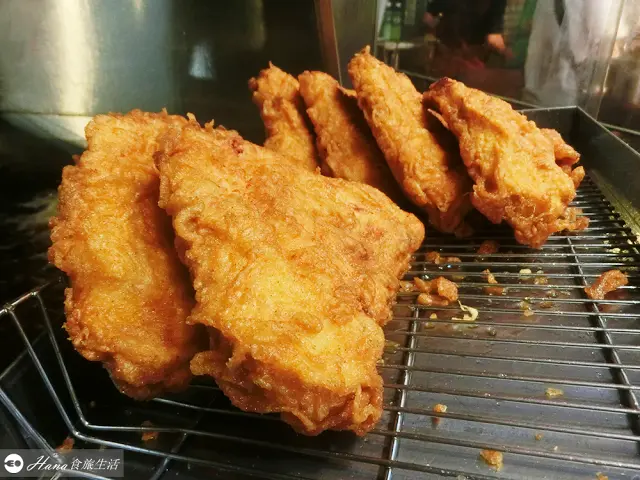 【新北板橋】惡魔雞排 南雅店 | 湳雅夜市美食 每日台中新鮮直送 厚實多汁鮮嫩甘甜雞排 濕粉外皮酥脆鎖住肉汁